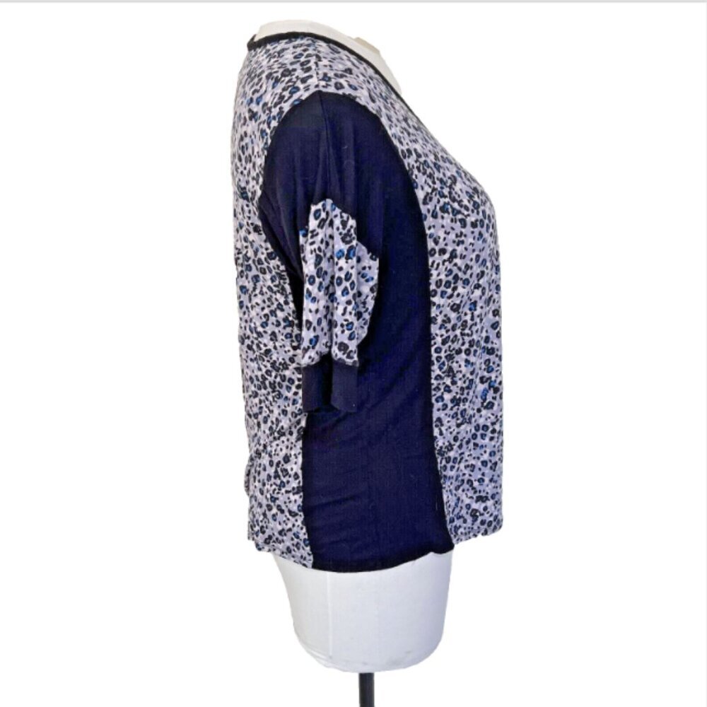 DKNY | Black Grey Blue Cheetah Side Panel Henley - Picture 4 of 8